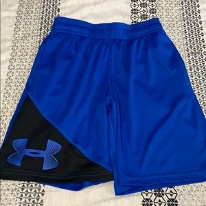 Boys Under Armour Heat Gear shorts